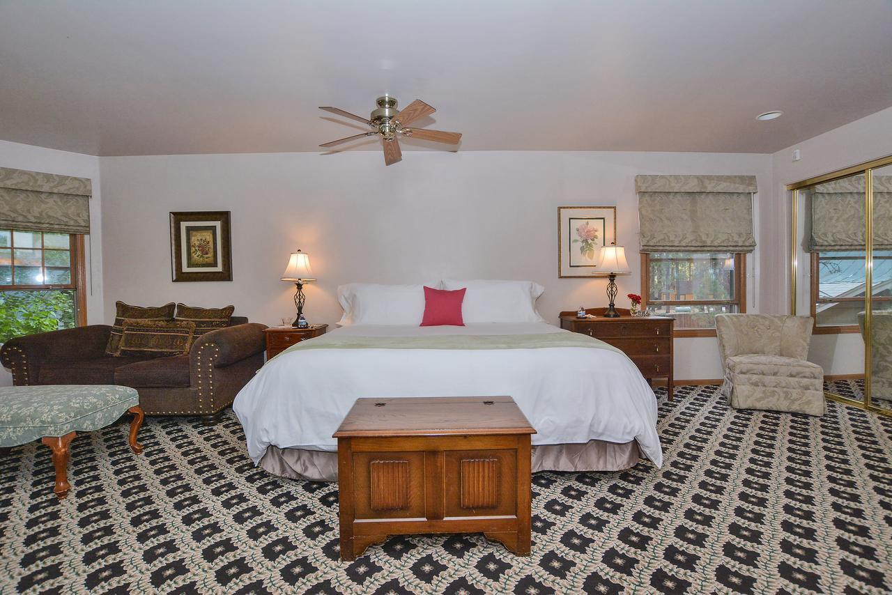 بيغ بير لاكي، سان بيرناردينو، كاليفورنيا Alpenhorn Bed And Breakfast المظهر الخارجي الصورة